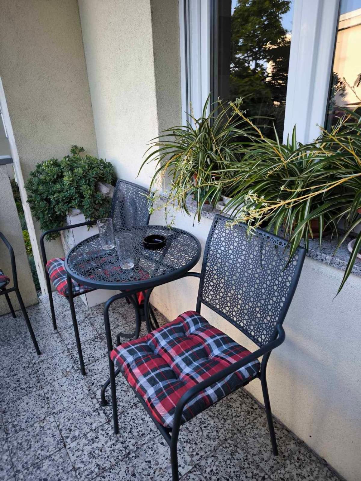 Apartman Snjeska Buzet Buitenkant foto