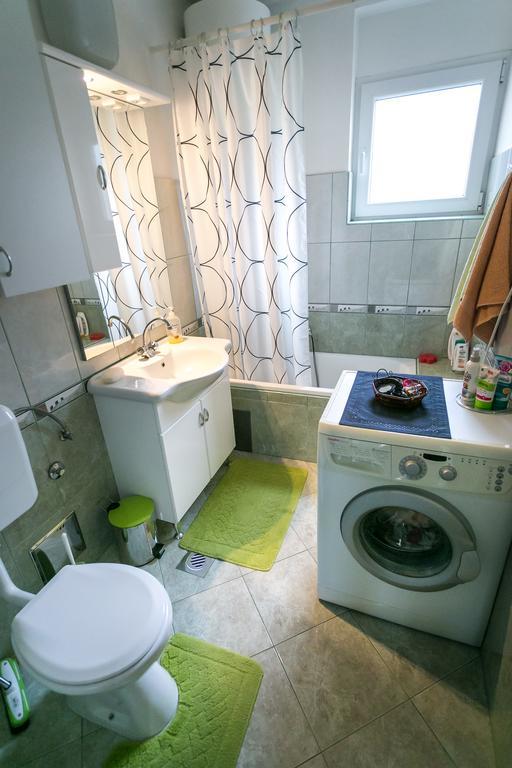 Apartman Snjeska Buzet Buitenkant foto